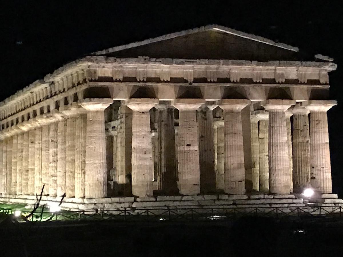 Residenza Luna Paestum Exteriér fotografie